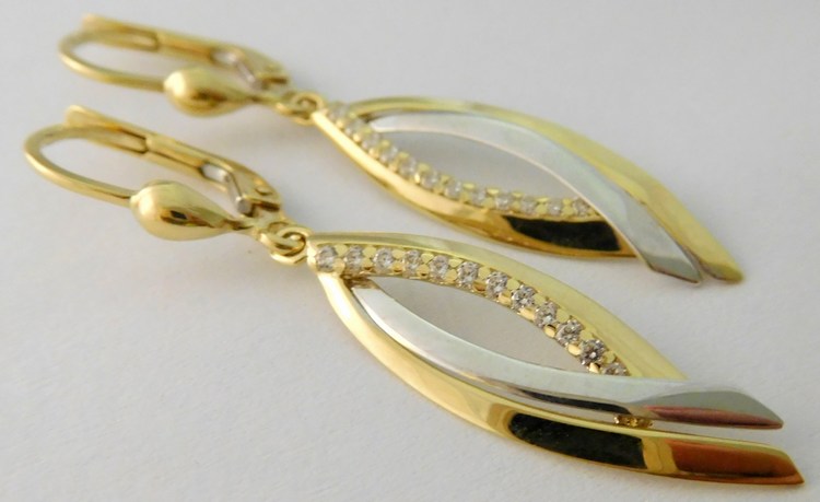 Klenoty Budín Mohutné gravírované zlaté visací náušnice poseté zirkony 585/3,31gr HK2003