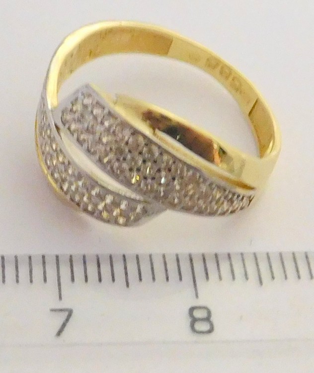 Klenoty Budín Zlatý dámský mohutný prsten se zirkony vel. 53 585/2,60gr HK1020