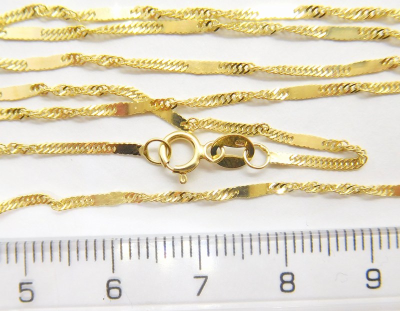 Klenoty Budín Pevný přívěskový zlatý řetízek TWIST S DESTIČKOU 585/1,75gr 45cm HK6304