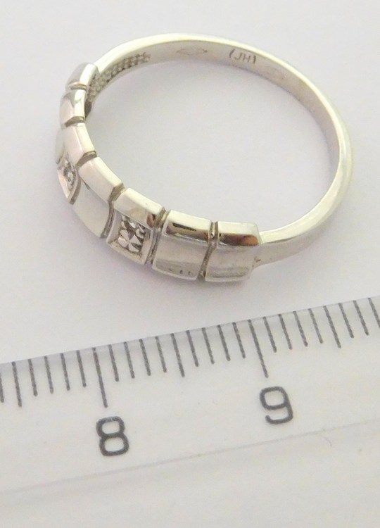 Klenoty Budín Zlatý prsten z bílého zlata osázený zirkony 585/2,40gr vel.52 HK1036