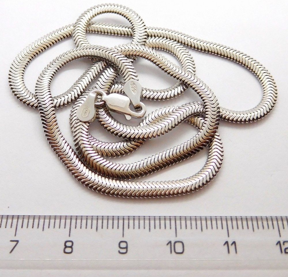 Klenoty Budín Dámský mohutný stříbrný rhodiovaný náramek HÁDĚ 18cm 925/1000 3,68gr 030562600017