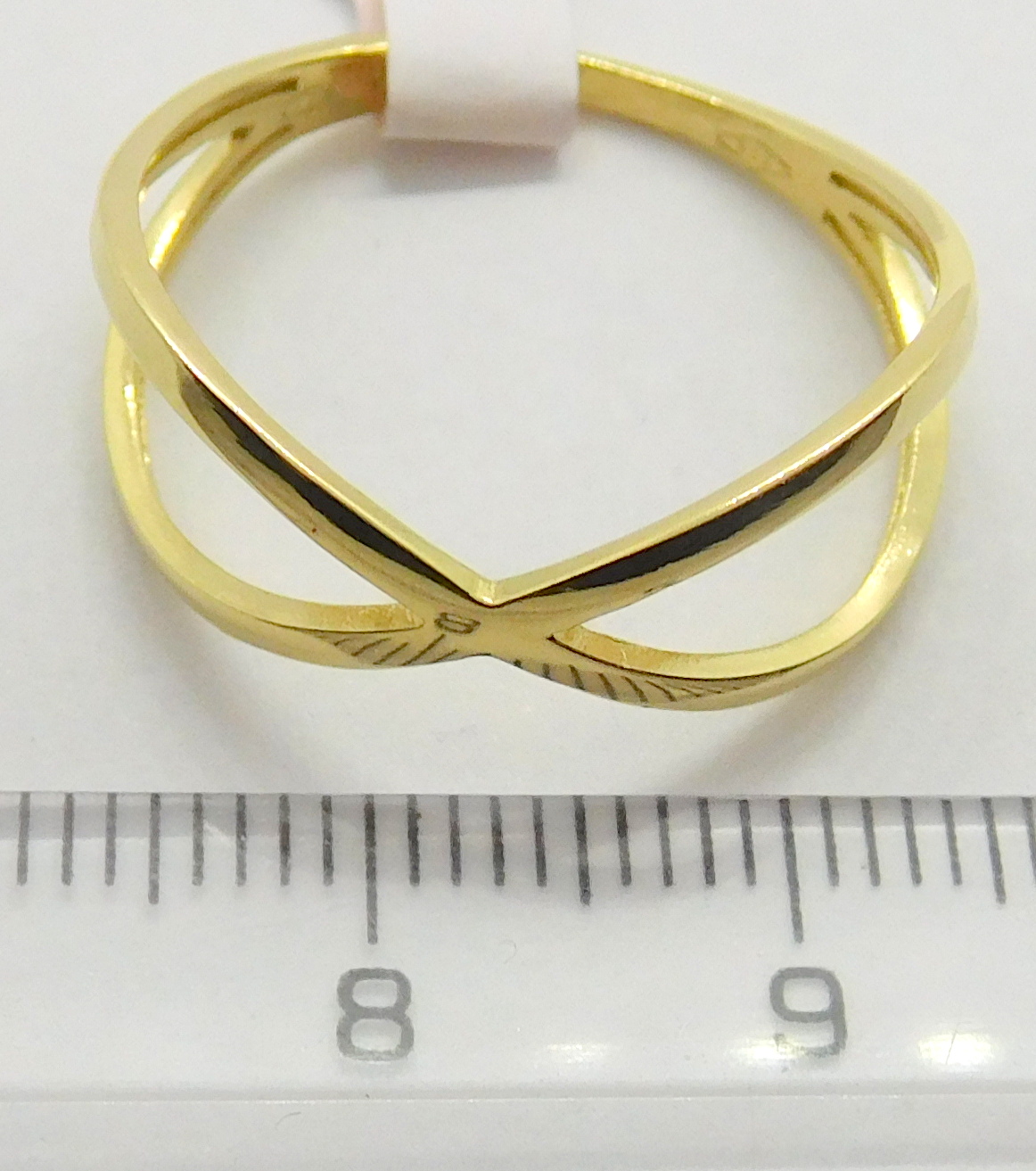 Klenoty Budín Dámský zlatý prsten ze žlutého zlata 585/1,62gr vel.56 HK1137