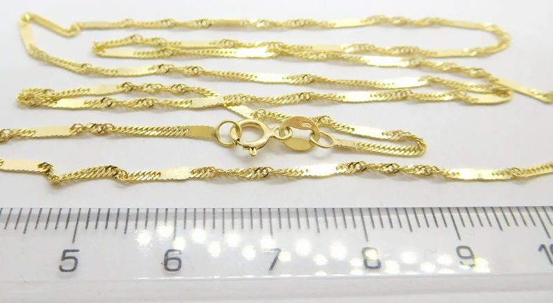 Klenoty Budín Pevný přívěskový zlatý řetízek TWIST S DESTIČKOU 585/2,00gr 50cm HK6149