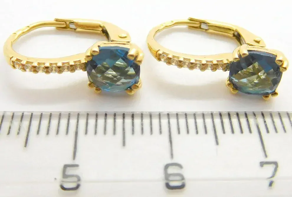 Klenoty Budín Dámské klasické zlaté náušnice se zirkony a blue topazy  585/2,56gr HK2239