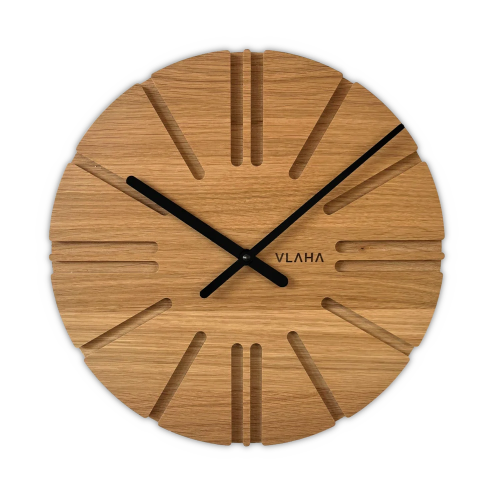 VLAHA Dřevěné dubové hodiny ATELIER vyrobené v Čechách s černými ručkami ⌀32,5cm VCT1152