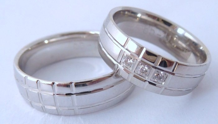 Exkluzivní zlaté snubní prsteny Couple 585/1000 s diamanty 65US1