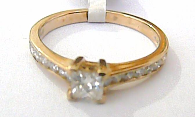 Klenoty Budín Zásnubní zlatý diamantový luxusní prsten vel. 57 585/2,85gr s mohutným diamantem