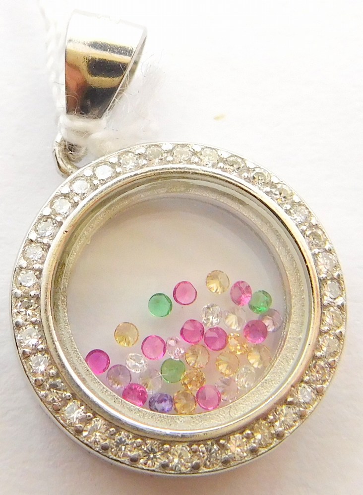 Klenoty Budín Dámský stříbrný přívěsek posetý barevnými zirkony 925/1000 030993100003