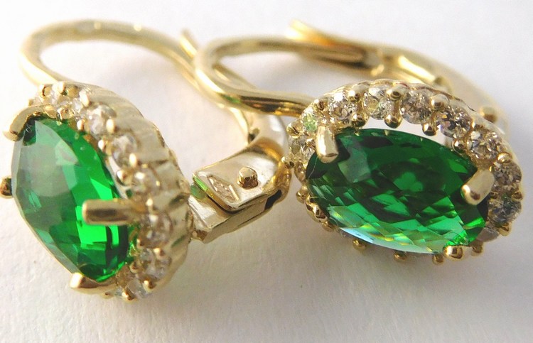 Klenoty Budín Dámské velké zlaté náušnice se zirkony a zelenými smaragdy 585/2,48 gr HK2381