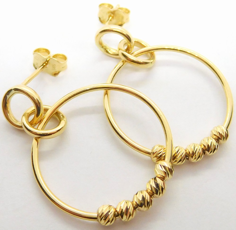 Klenoty Budín Dámské visací gravírované zlaté náušnice na puzetku 585/2,48gr HK2212