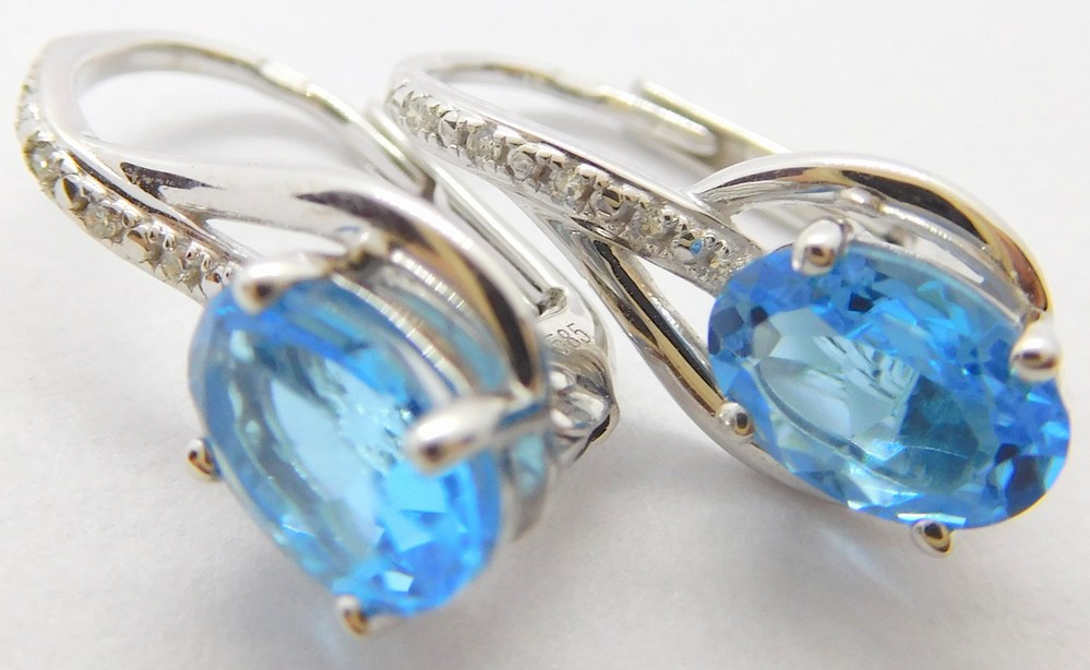 Klenoty Budín Diamantové náušnice s modrými topazy BLUE TOPAZ 585/1,85gr 3884526