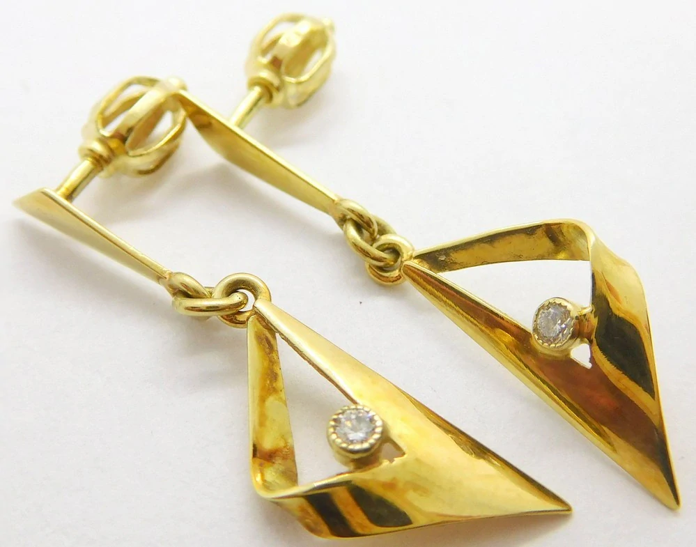 Klenoty Budín Dámské visací náušnice ze žlutého zlata s diamanty 2 x 0,066CT 585/1,96gr HKD47