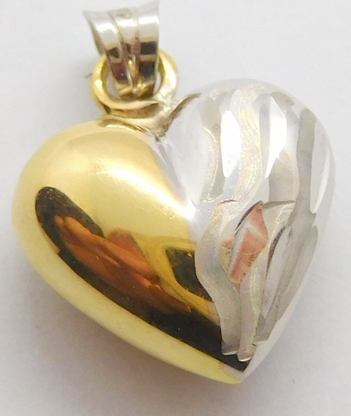 Klenoty Budín Gravírovaný dámský zlatý přívěsek srdíčko 585/1,06gr H132