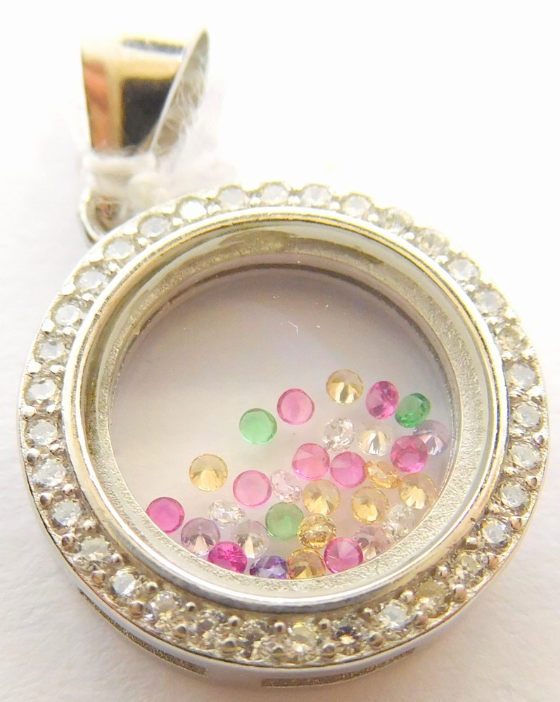 Klenoty Budín Dámský stříbrný přívěsek posetý barevnými zirkony 925/1000 030993100003