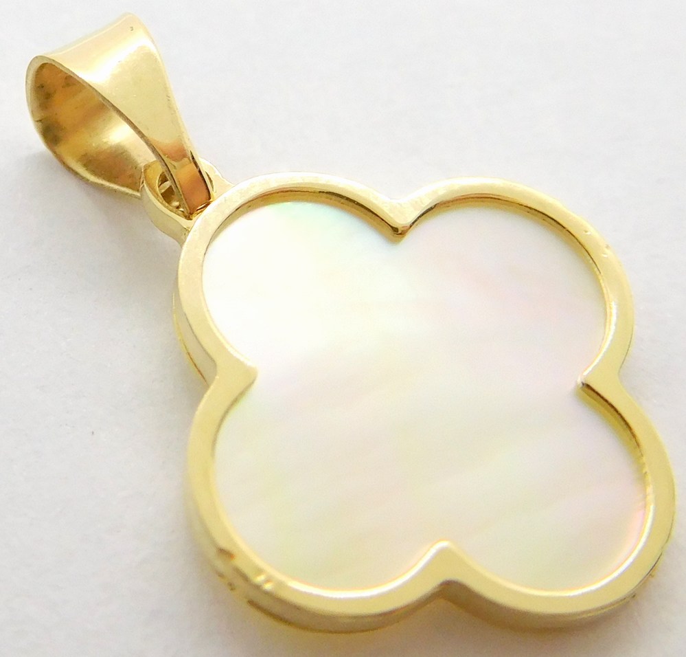 Klenoty Budín Dámský zlatý přívěsek s perleťovým smaltem čtyřlístek 585/0,73gr HK3132