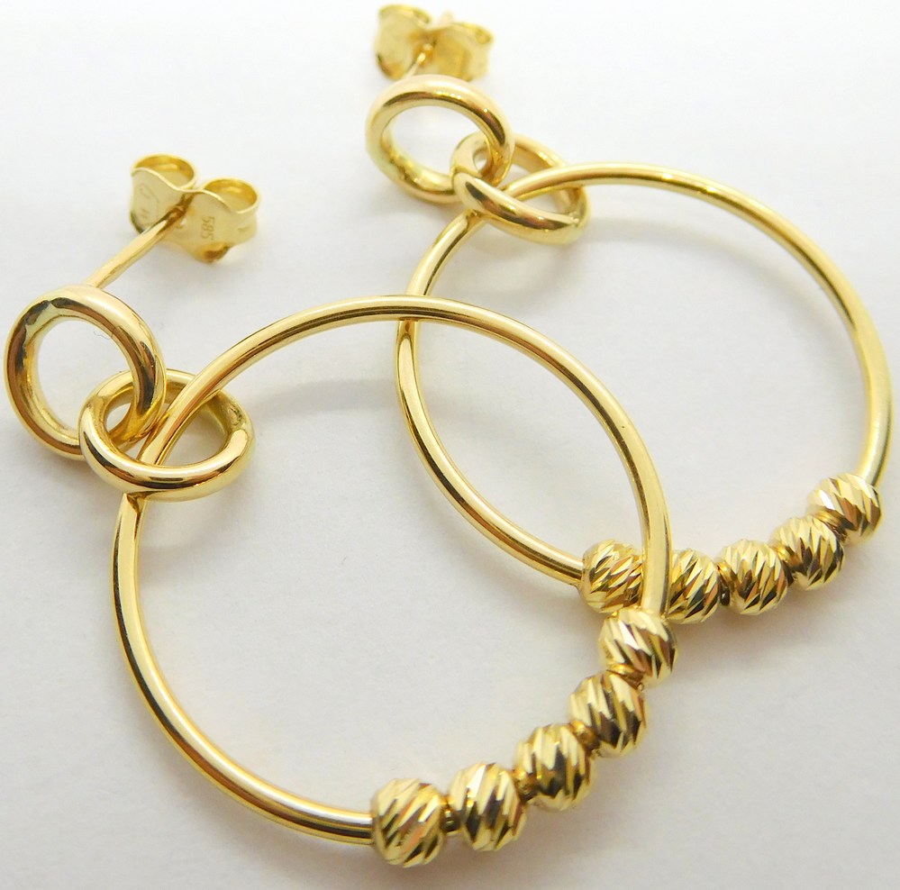 Klenoty Budín Dámské visací gravírované zlaté náušnice na puzetku 585/2,48gr HK2212