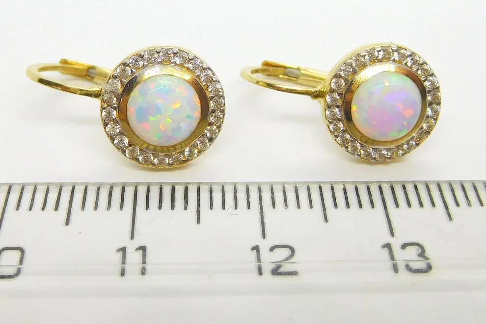 Klenoty Budín Dámské klasické zlaté náušnice se zirkony a bílými opály 585/2,95gr HK2256