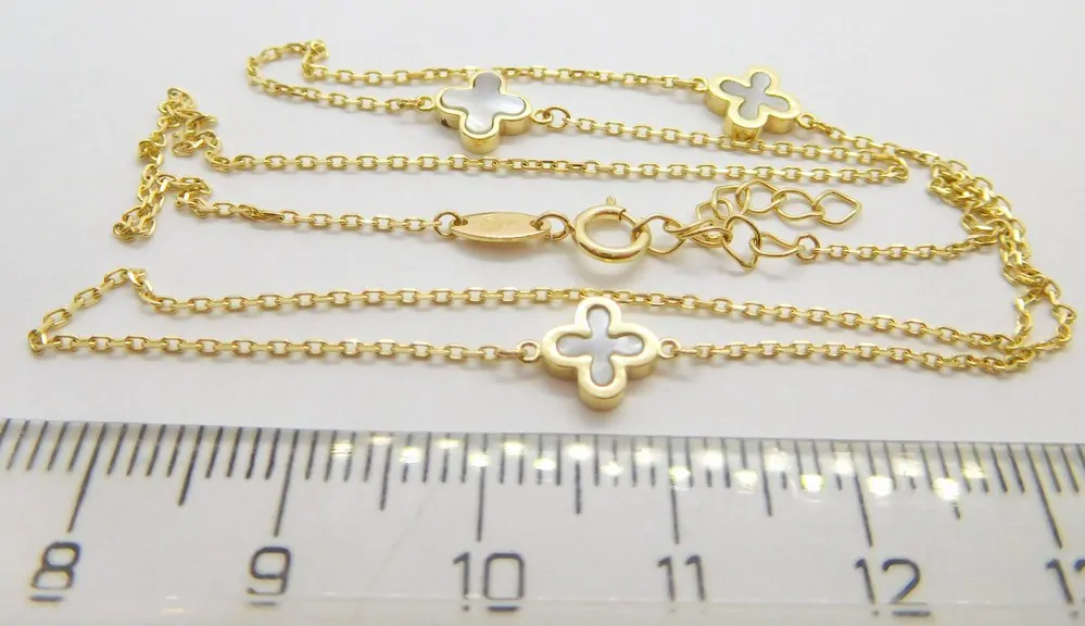 Klenoty Budín Dámský zlatý náhrdelník s bílou perletí čtyřlístky 585/2,17gr 42+3cm 02784