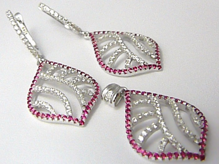 Klenoty Budín Mohutná stříbrná rhodium souprava posetá růžovými a čirými zirkony 03034440001