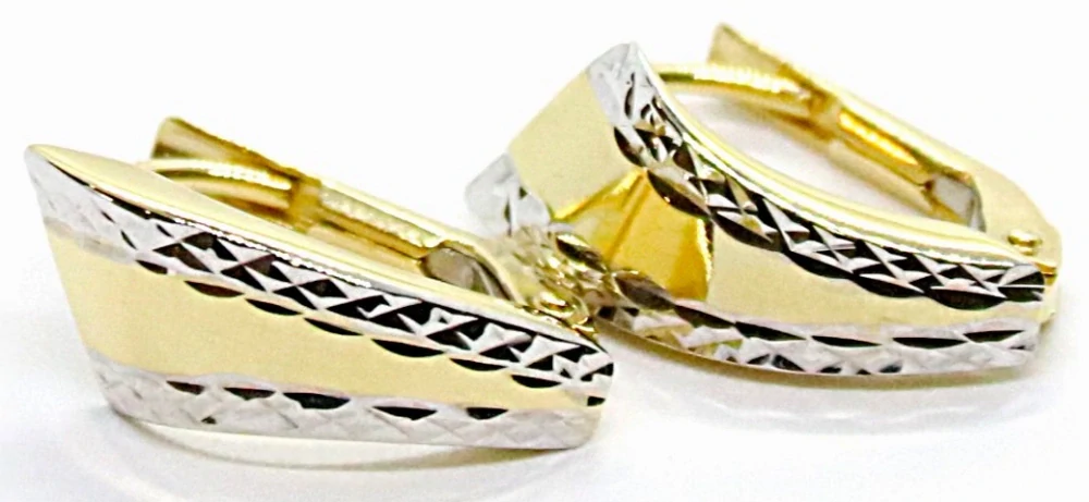 Klenoty Budín Dámské zlaté náušnice z bílého a žlutého zlata s gravírováním 585/1,34gr HK2391