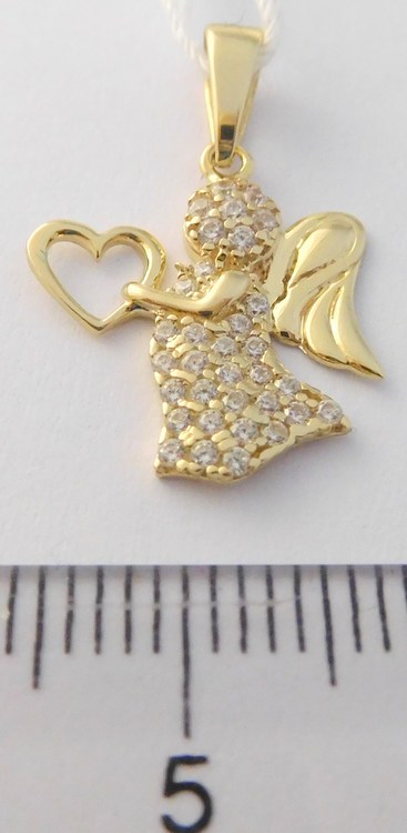 Klenoty Budín Zlatý gravírovaný andělíček posetý zirkony ze žlutého zlata 585/1,10gr HK3224