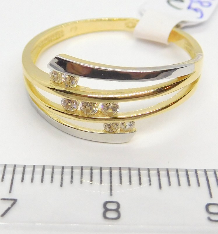 Klenoty Budín Dámský zlatý prsten v kombinaci zlata se zirkony 585/2,72gr vel. 59 HK1260