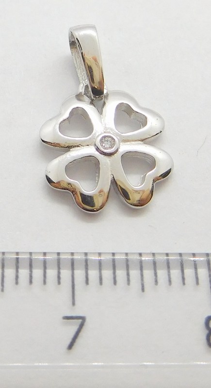 Klenoty Budín Diamantový zlatý přívěsek s diamantem - čtyřlístek pro štěstí 0,006ct 585/0,90gr J-25680-15