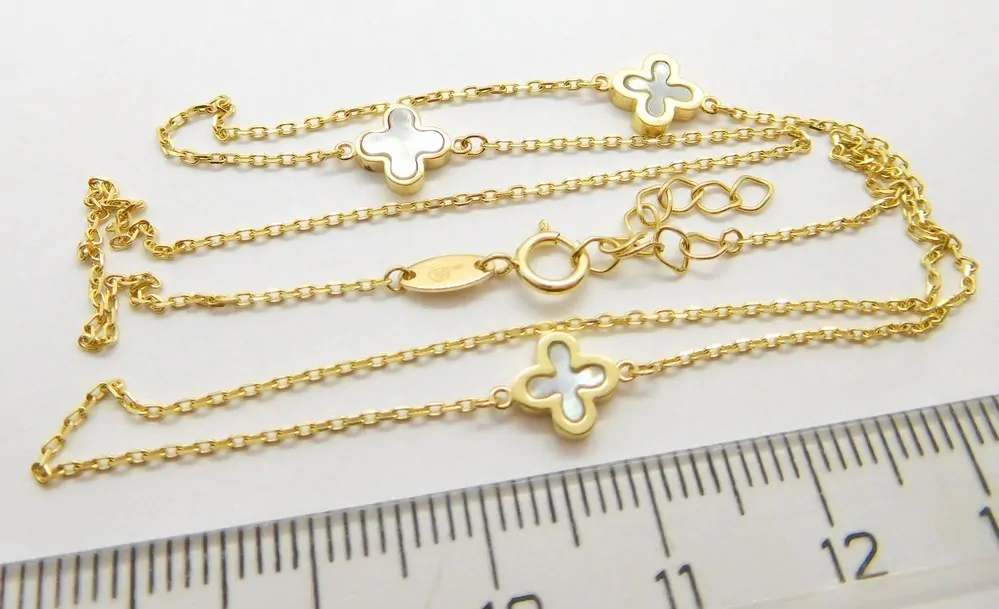 Klenoty Budín Dámský zlatý náhrdelník s bílou perletí čtyřlístky 585/2,17gr 42+3cm 02784