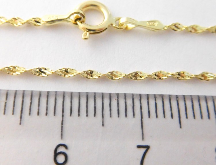 Klenoty Budín Zlatý přívěskový řetízek - TWIST 585/1,65gr 45cm HK6303