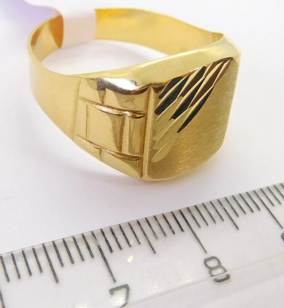 Klenoty Budín Pánský zlatý gravírovaný masivní prsten vel. 67 585/5,62gr HK1264