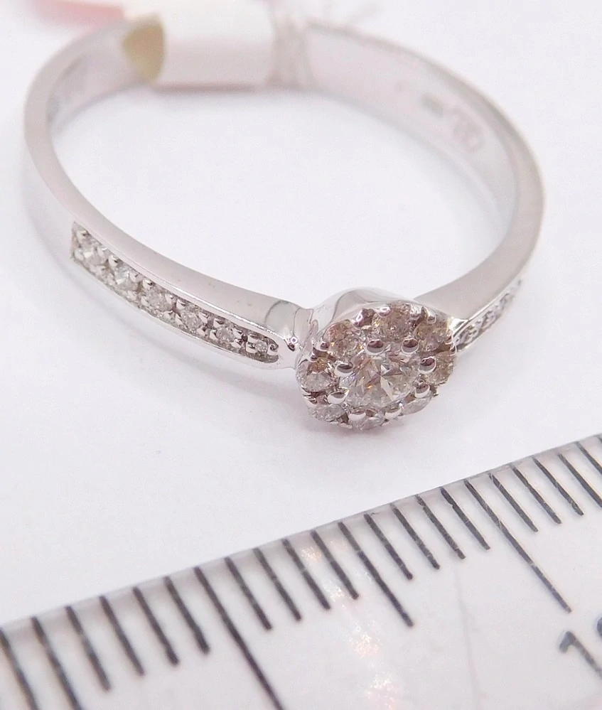 Klenoty Budín Zásnubní diamantový prsten z bílého zlata 585/2,15gr 1/0,09ct a 20/0,17ct vel. 57 HKD59