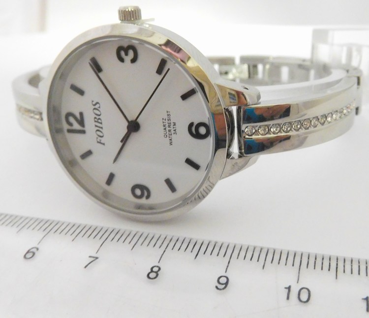 Foibos Dámské čitelné šperkové stříbrné hodinky Foibos CK3374 s velkým přehledným číselníkem