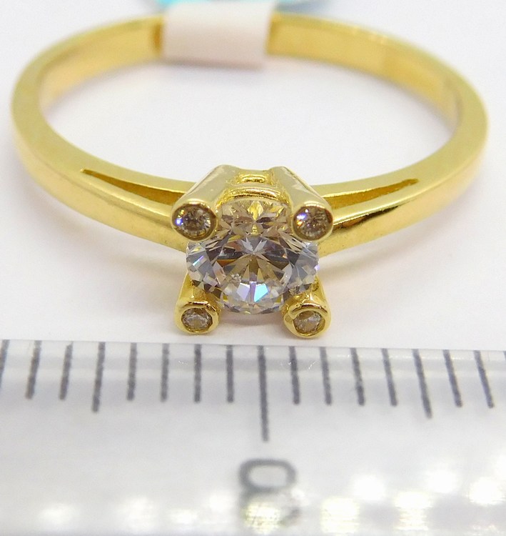 Klenoty Budín Krásný mohutný zásnubní zlatý prsten se zirkonem 585/2,12gr vel. 56 HK1008