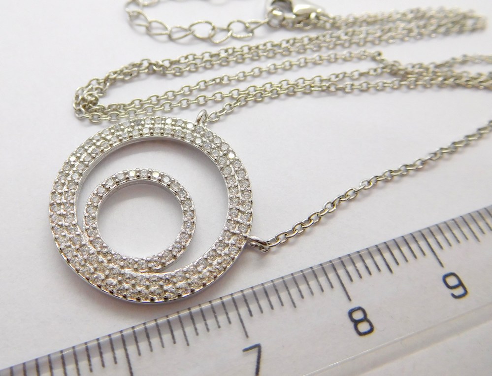 Klenoty Budín Dámský stříbrný náhrdelník posetý zirkony 925/1000 42+5cm 031106700001