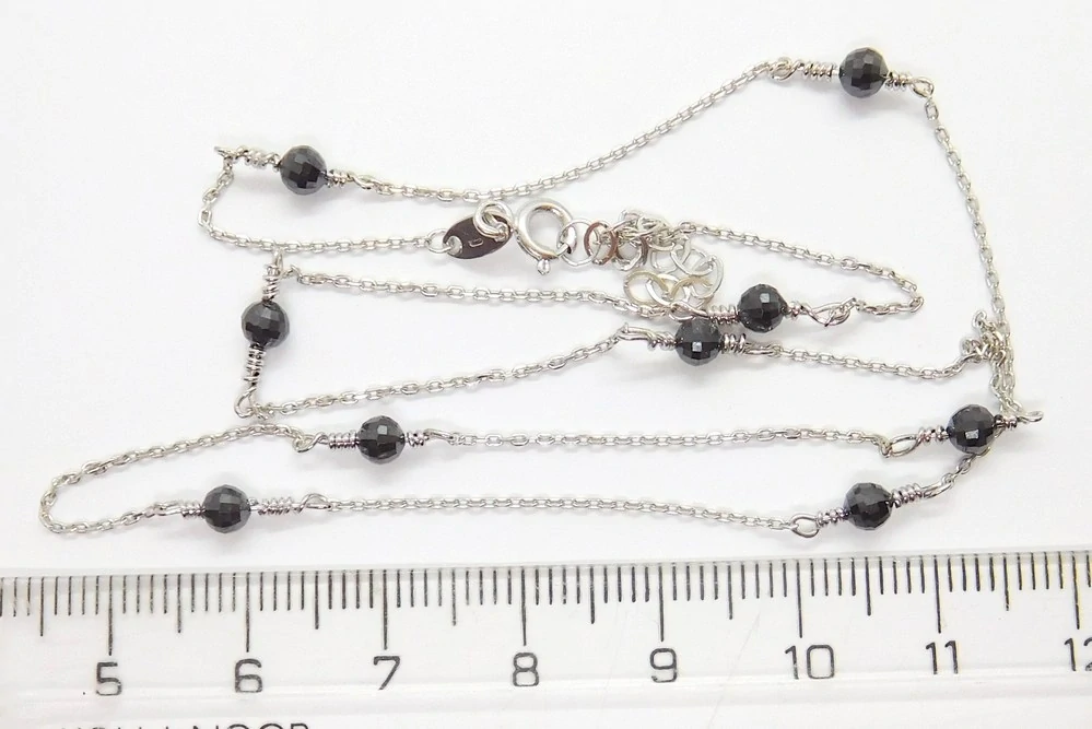 Klenoty Budín Dámský zlatý náhrdelník z bílého zlata s černými zirkony 585/2,25gr 45+5cm HK4062