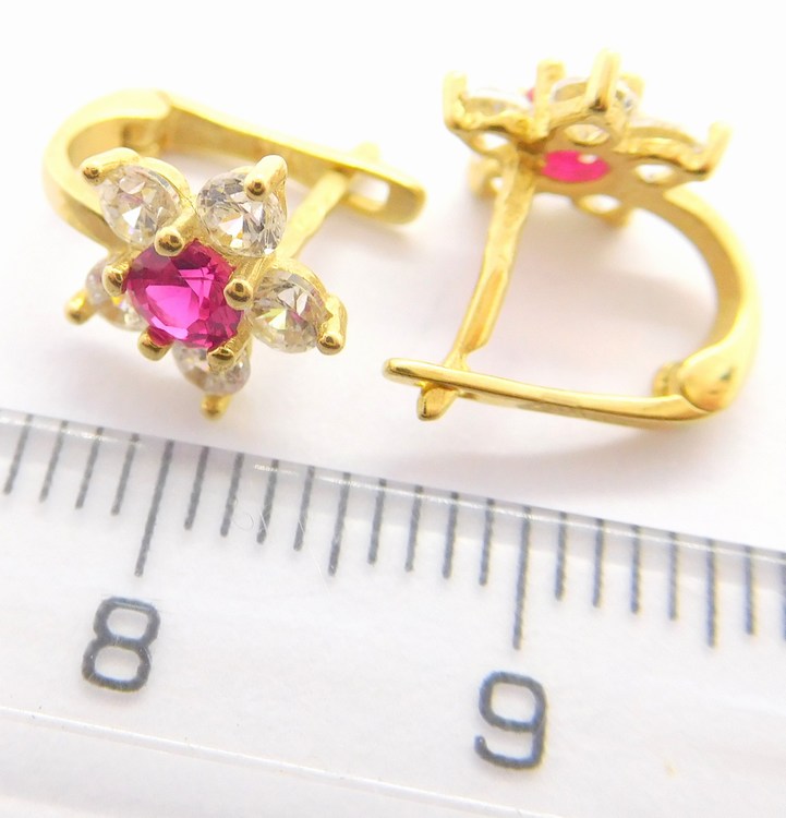 Klenoty Budín Zlaté dámské/dívčí náušnice s červenými rubíny a zirkony 585/1,35gr HK2032