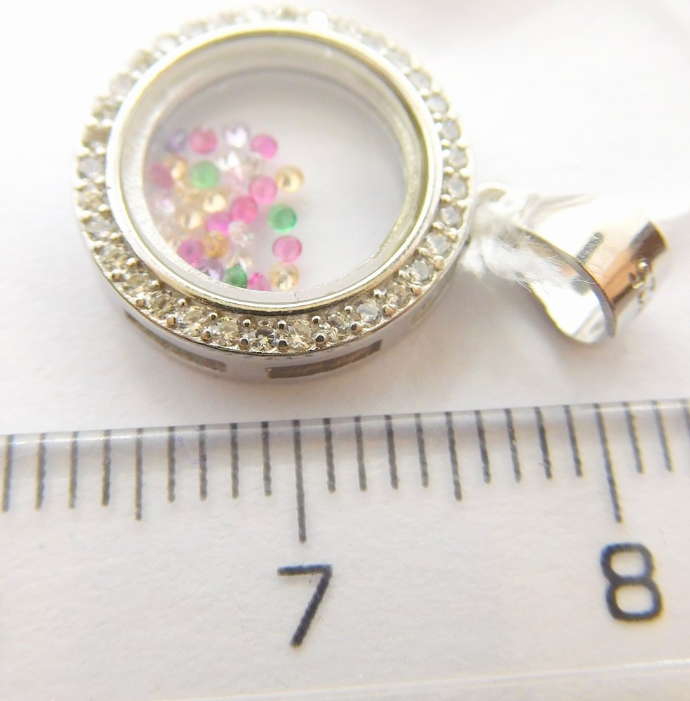 Klenoty Budín Dámský stříbrný přívěsek posetý barevnými zirkony 925/1000 030993100003