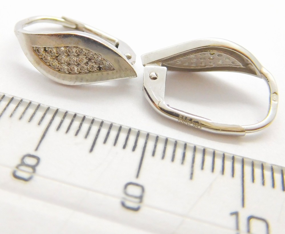 Klenoty Budín Dámské zlaté náušnice z bílého zlata se zirkony 585/2,05gr HK2288