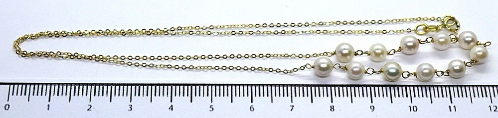 Klenoty Budín Dámský zlatý náhrdelník s bílými perlami 585/2,54gr 45cm HK4066