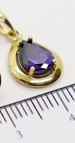 Klenoty Budín Dámský zlatý přívěsek s fialovým ametystem 585/1,09gr HK3256