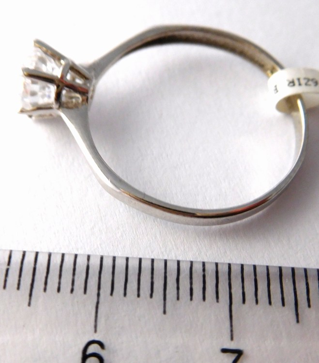 Klenoty Budín Mohutný zlatý prsten z bílého zlata - zásnubní prsten 585/1,65gr vel. 59 1166010