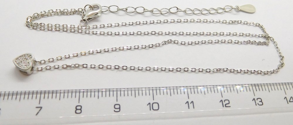 Klenoty Budín Dámský stříbrný náhrdelník se zirkony srdce 925/1000 40+5cm 030919800005