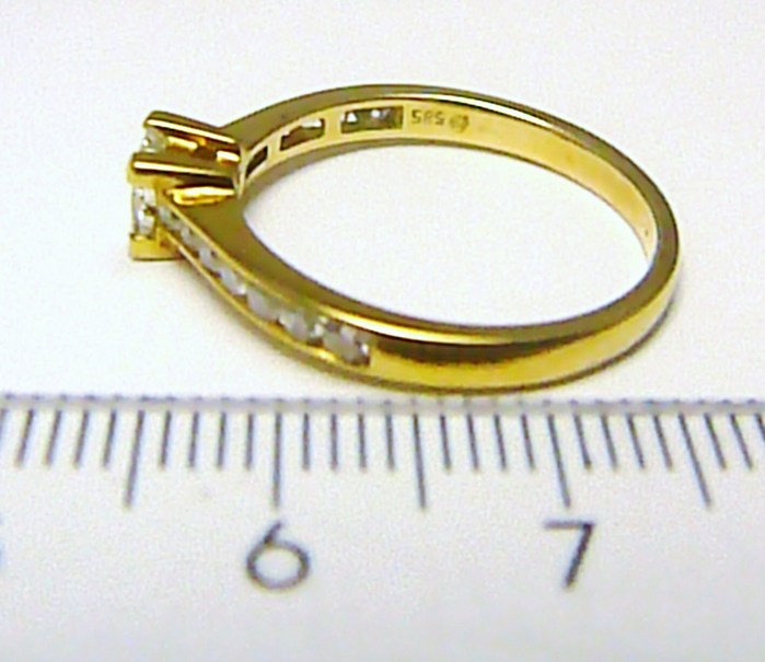 Klenoty Budín Luxusní mohutný zásnubní prsten s diamanty (14x0,35ct a 1x0,36ct) 585/2,85g 3810228