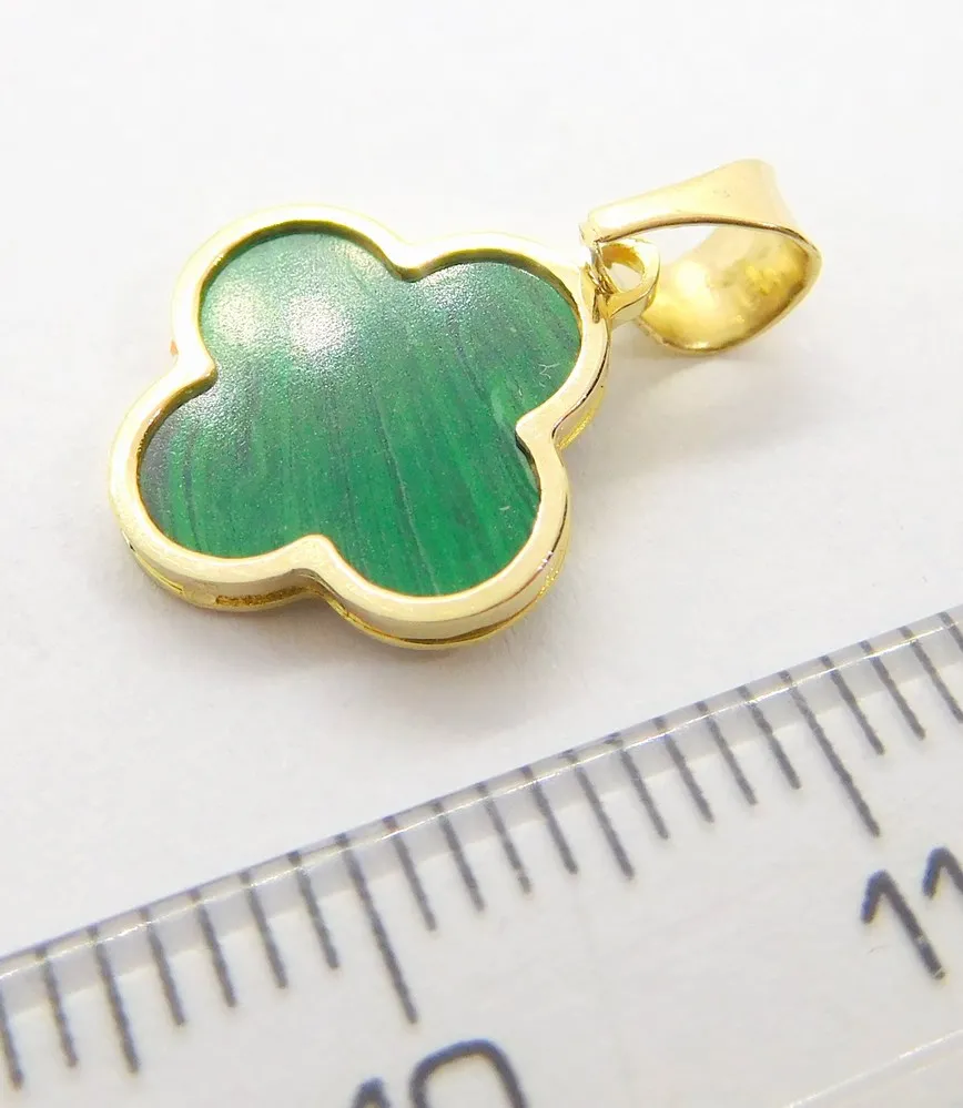 Klenoty Budín Dámský zlatý přívěsek se zeleným smaltem čtyřlístek 585/0,52gr HK3129