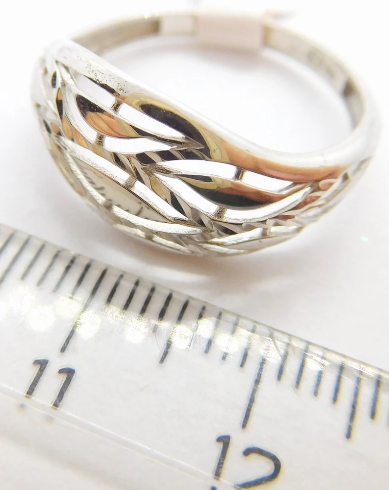 Klenoty Budín Dámský mohutný prsten z bílého zlata s gravírováním 585/1,98gr vel. 59 HK1147