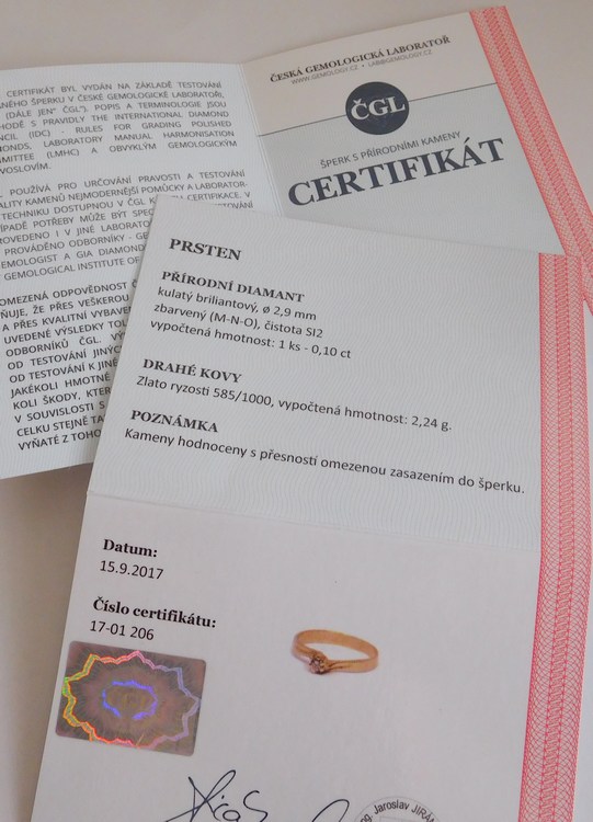 Klenoty Budín Zásnubní zlatý diamantový prsten s diamantem vel. 59 585/2,24gr 17-01 206 T281